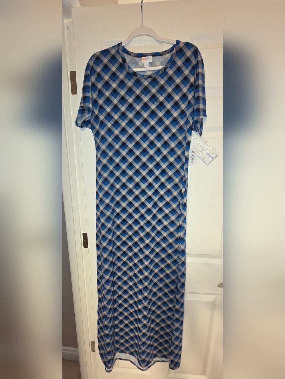 LulaRoe NWT Maria Blue Plaid Short-Sleeve Maxi Dress Retail$68 - Picture 4 of 5